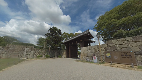 RehaVRコンテンツ 姫路城へ向かう道を散歩のVR散歩イメージ