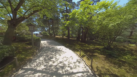 RehaVRのVR散歩コース「兼六園を自由に散策 その1」のイメージ画像です